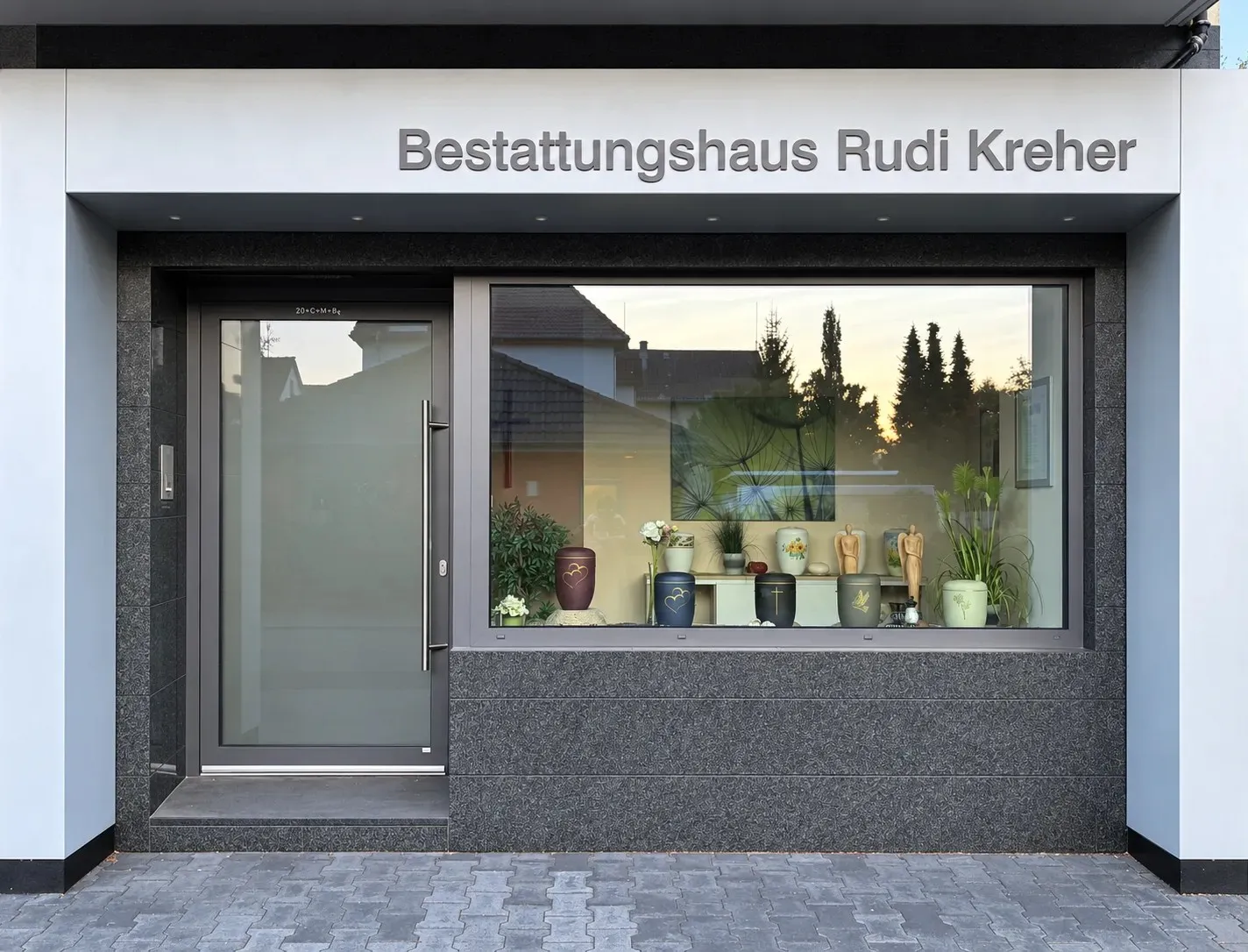 aufnahme-aussenansicht-kreher-bestattungshaus (2) Aufnahme Aussenansicht Kreher Bestattungshaus